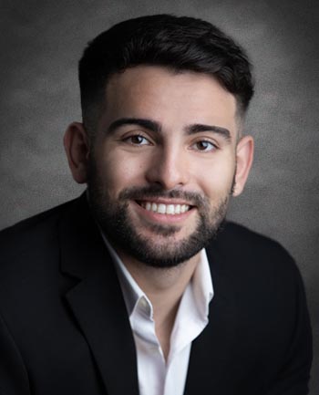 Headshot of Shyan Manteghi