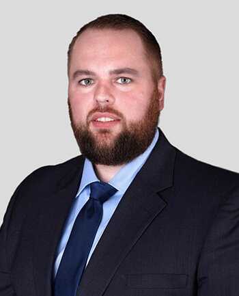 Headshot of Lee Kennard