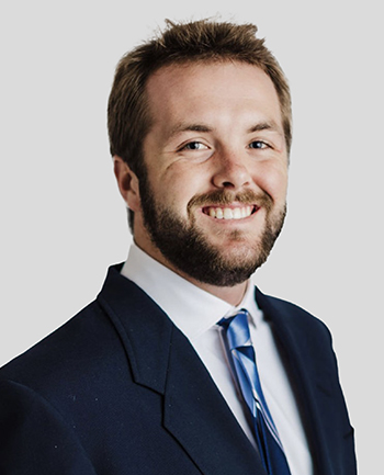 Headshot of Reid Crow