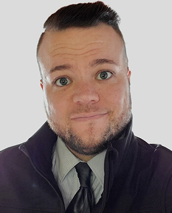 Headshot of Derrick Reid