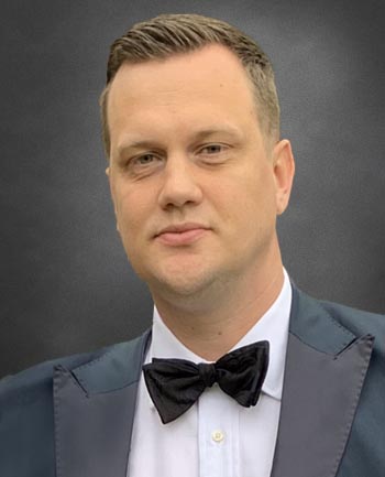 Headshot of Bryan Lovern