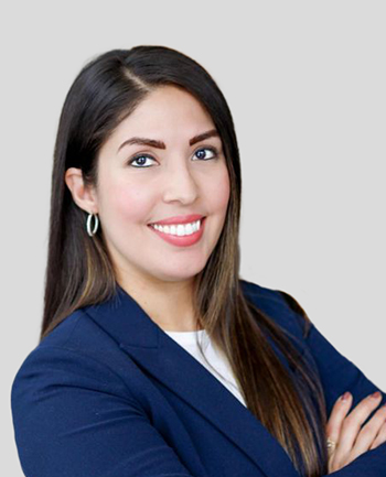 Headshot of Michelle Aponte Boksa