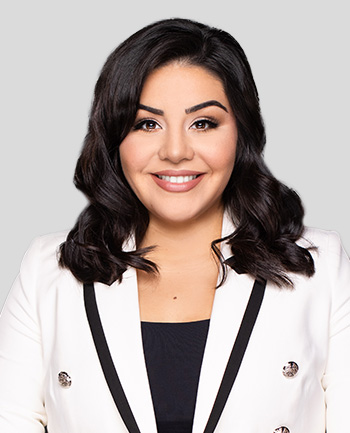 Headshot of Lluvianna Leal