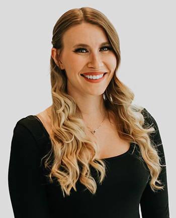 Headshot of Asia Pandes