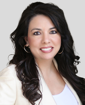Headshot of Estella Galan