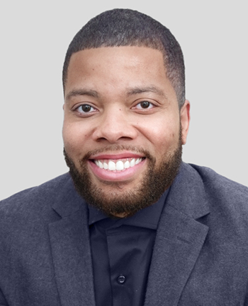 Headshot of Oscar Burris