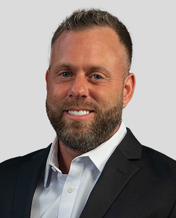 Headshot of Ryan Hannon