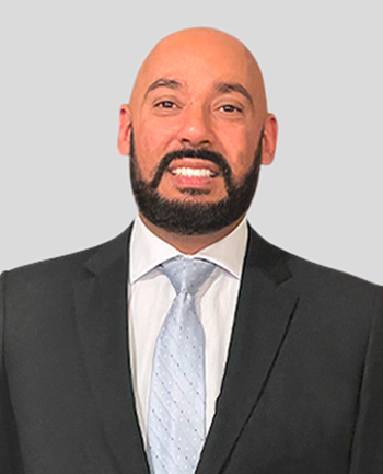 Headshot of Marcos De Aquino