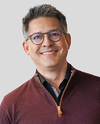 Headshot of Mark Kuchik