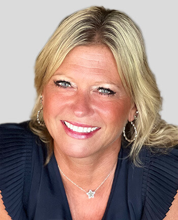 Headshot of Annie Wilson