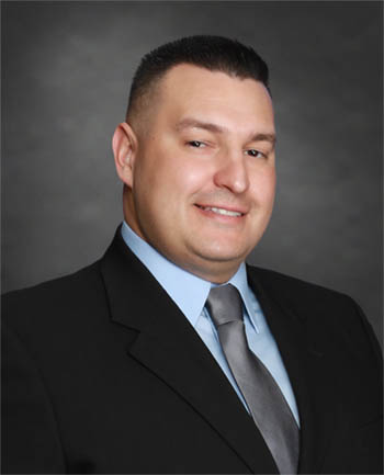 Headshot of Rick Yniguez