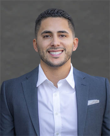 Headshot of Alejandro Mejia