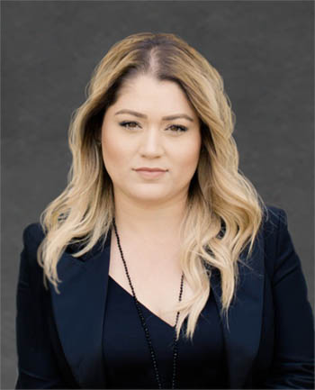 Headshot of Erica Mendoza