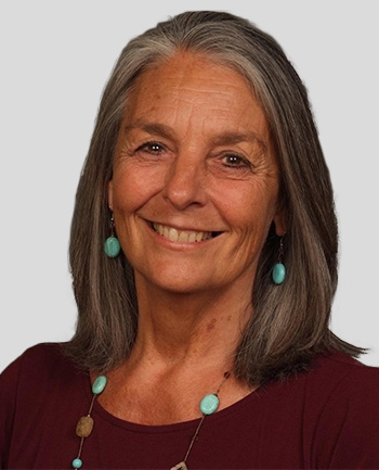 Headshot of Carol Dali