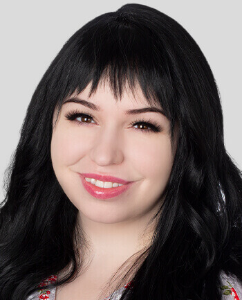 Headshot of Deanna Griffin