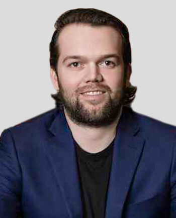 Headshot of Jordan Moore