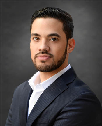 Headshot of Steven Vasquez